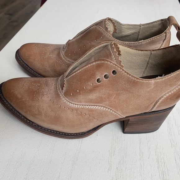 Freebird Steve Madden boots - Picture 1 of 3